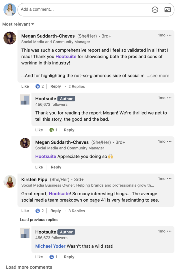 Los usuarios responden positivamente a Hootsuite en los comentarios de LinkedI
